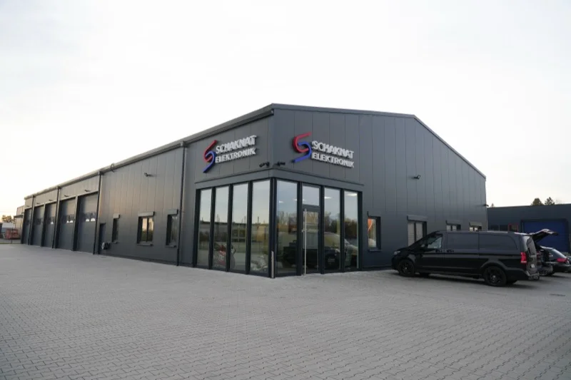 Schaknat Elektronik GmbH, Firmengebäude in Groß-Rohrheim