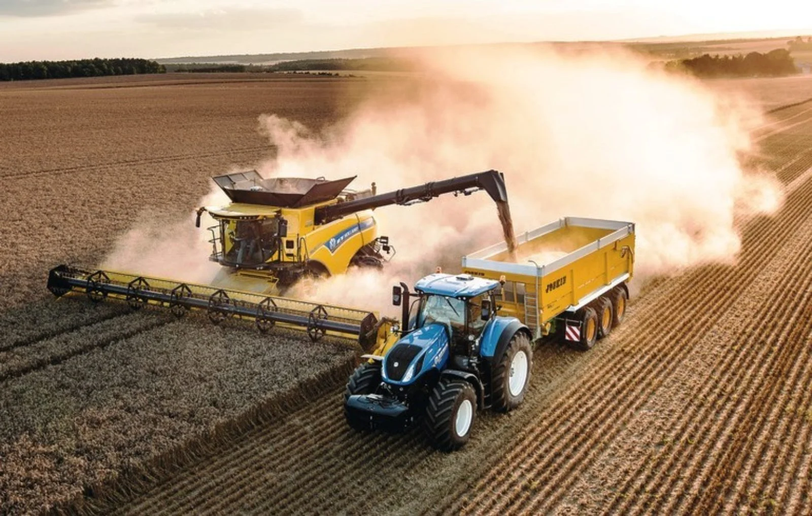 New Holland Traktor und Mähdrescher bei der Ernte, Chiptuning Schaknat